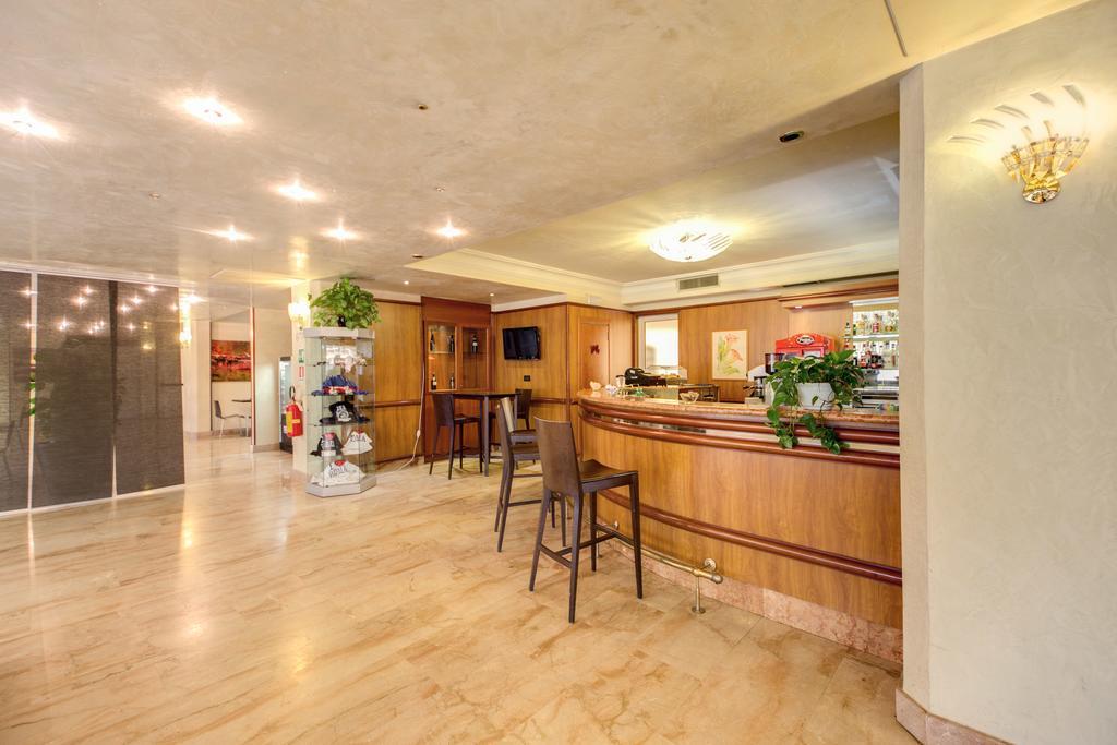 Park Hotel Roma Cassia Exterior foto
